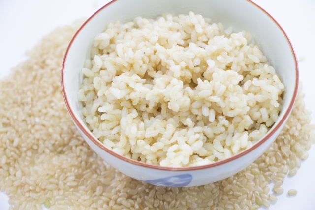 玄米を炊飯器で美味しい炊き方白米との違いは