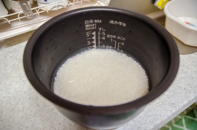 お米を水に浸けけてから急用ができ炊くことができない場合保存方法は